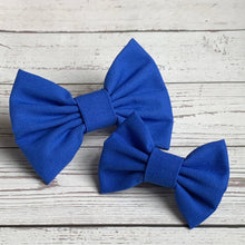 Load image into Gallery viewer, Dog Bow Tie: Plain Colour
