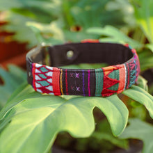 Load image into Gallery viewer, Mhong Embroidery Collar - Black
