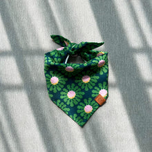 Load image into Gallery viewer, Kanom Tom: Pet Bandana
