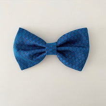 Load image into Gallery viewer, Bow Tie: Colourful Thai Woven
