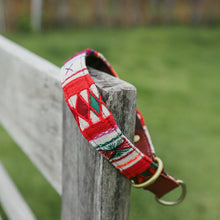 Load image into Gallery viewer, Mhong Embroidery Collar - White
