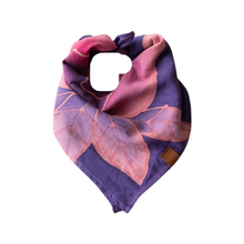 Load image into Gallery viewer, Hand painted batik: Roses
